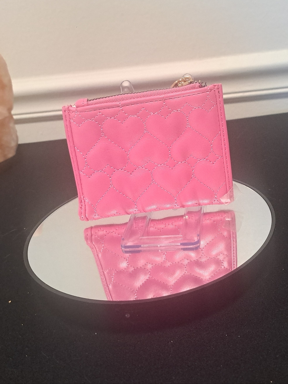 Juicy Couture Hot Pink Quilted Heart Bifold Wallet with Gold Heart Logo NWOT - Picture 3 of 7